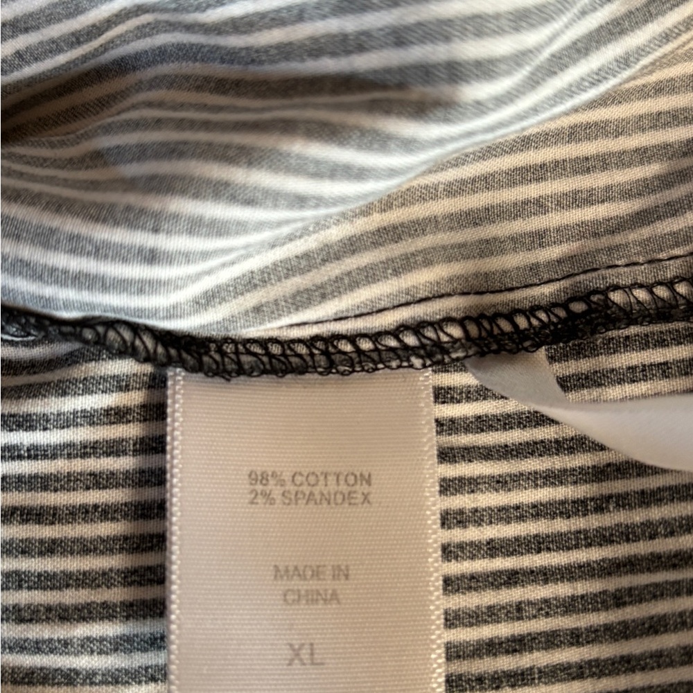 7th Avenue Design Studio Black and White Striped Cold Shoulder Blouse XL - Picture 6 of 7
